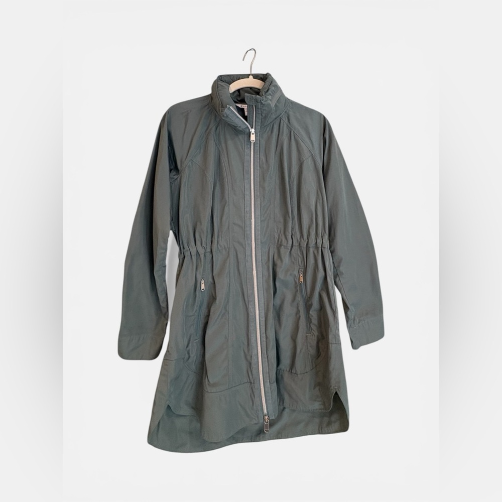 Athleta Women’s Drip Drop Rain Jacket in Sage Green - Picture 2 of 6